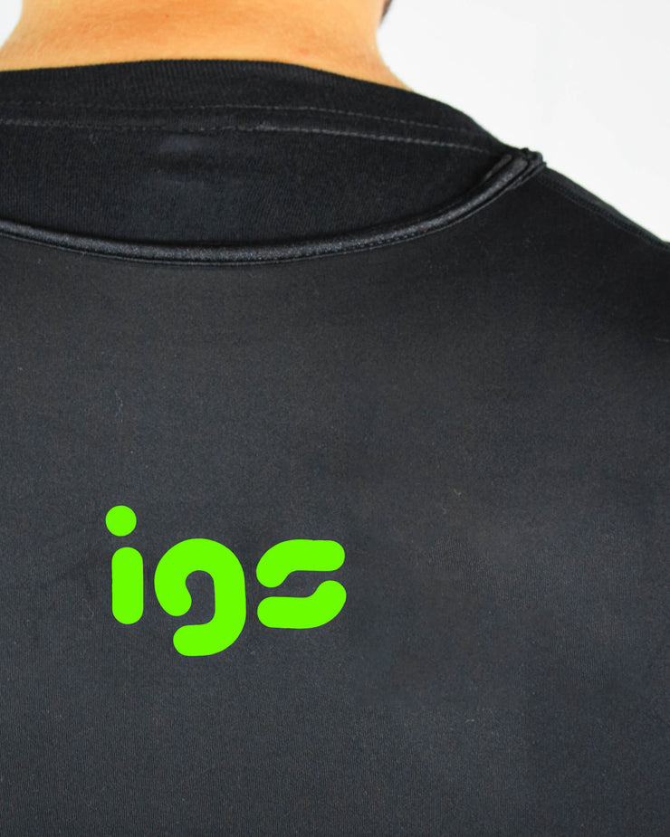 Dettaglio logo verde fluo canotta IGS powerfull life
